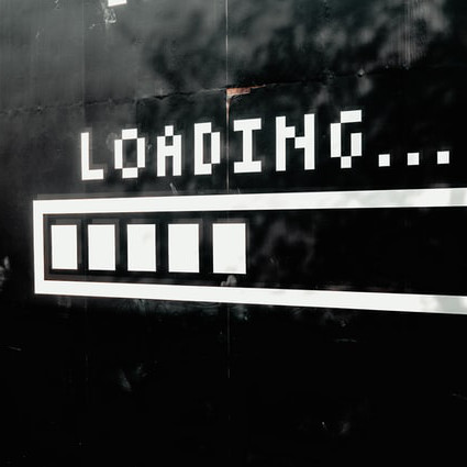 A picture of a pixelated, old-fashioned loading progress bar